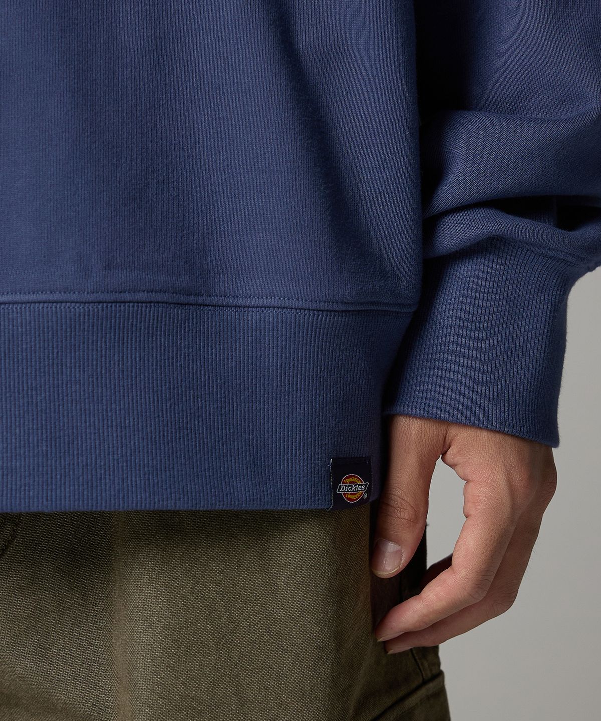 디키즈(DICKIES) 트리 로고 스웨트셔츠 Navy