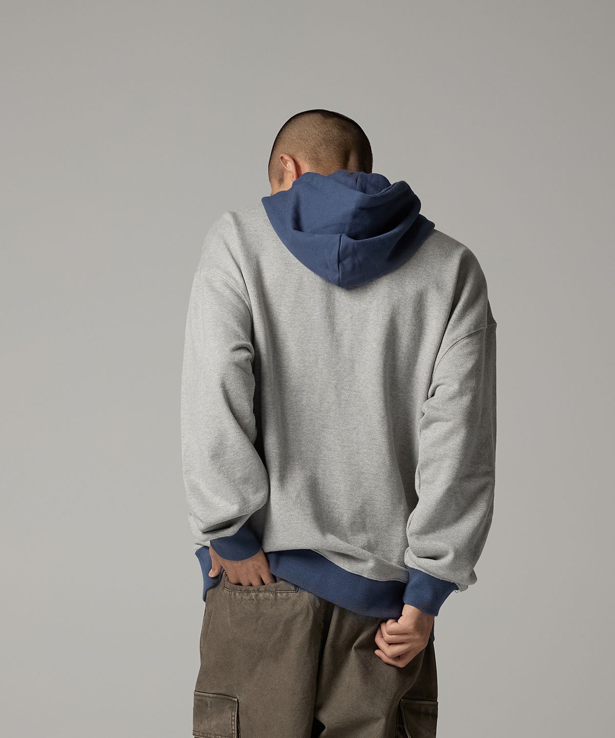 디키즈(DICKIES) 커시브 로고 투톤 후디 Melange Gray