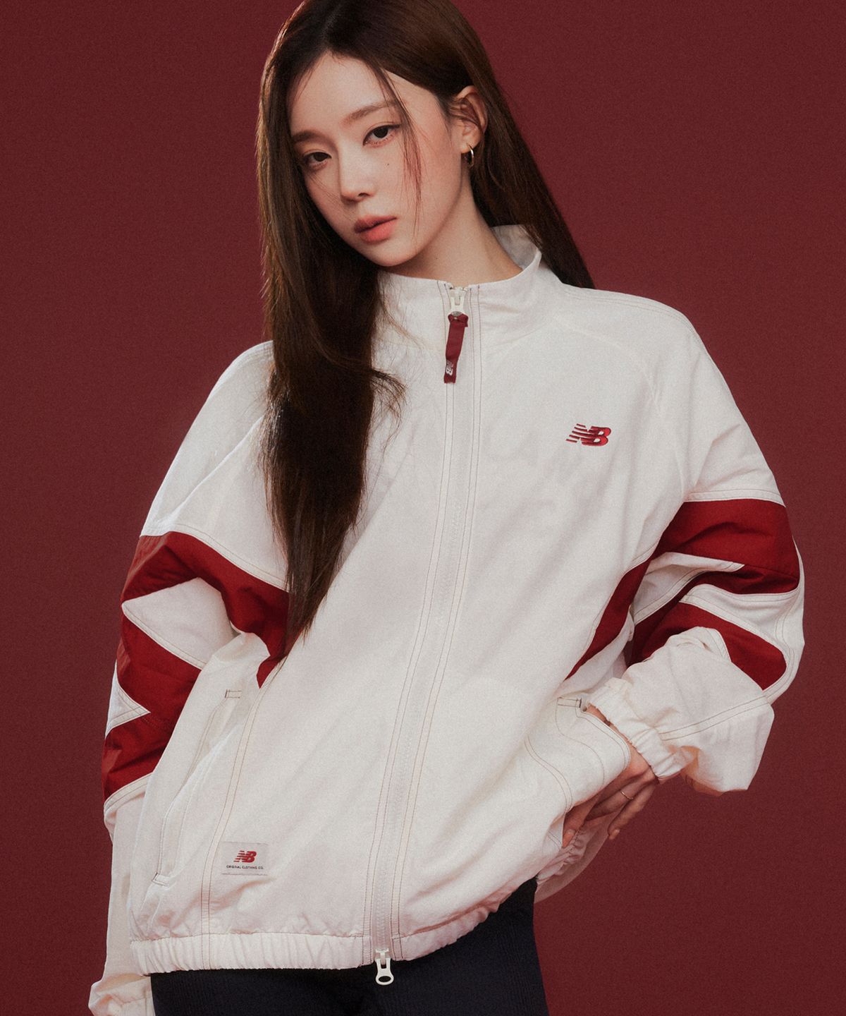 뉴발란스(NEW BALANCE) NBNAG2A303 / UNI ESCAPE 스탠넥 웜업자켓 (IVORY)