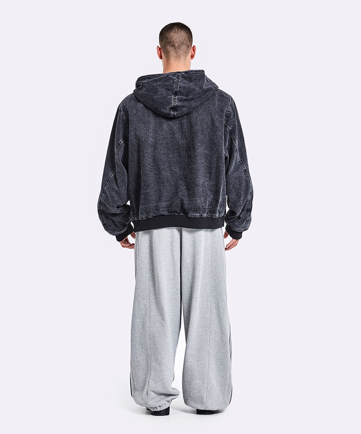 51퍼센트(51PERCENT) Oversized Denim Hoodie Zip-Up - Black