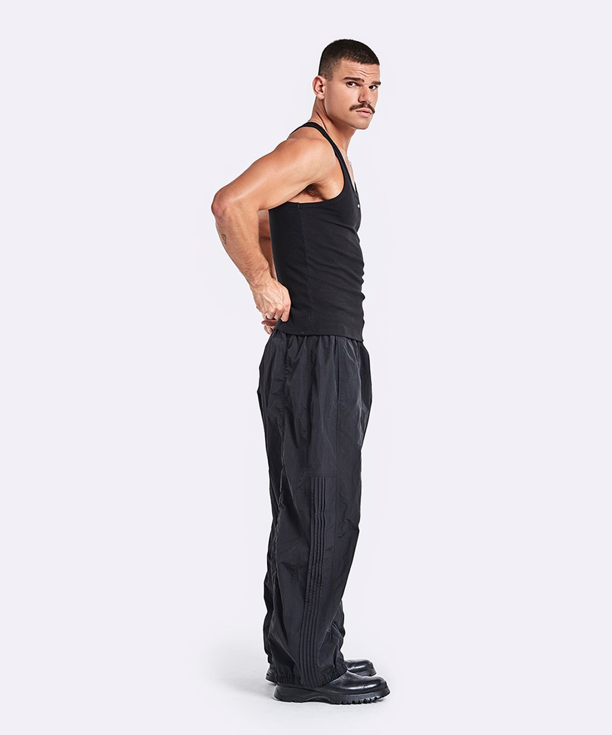 51퍼센트(51PERCENT) Track Pants - Black
