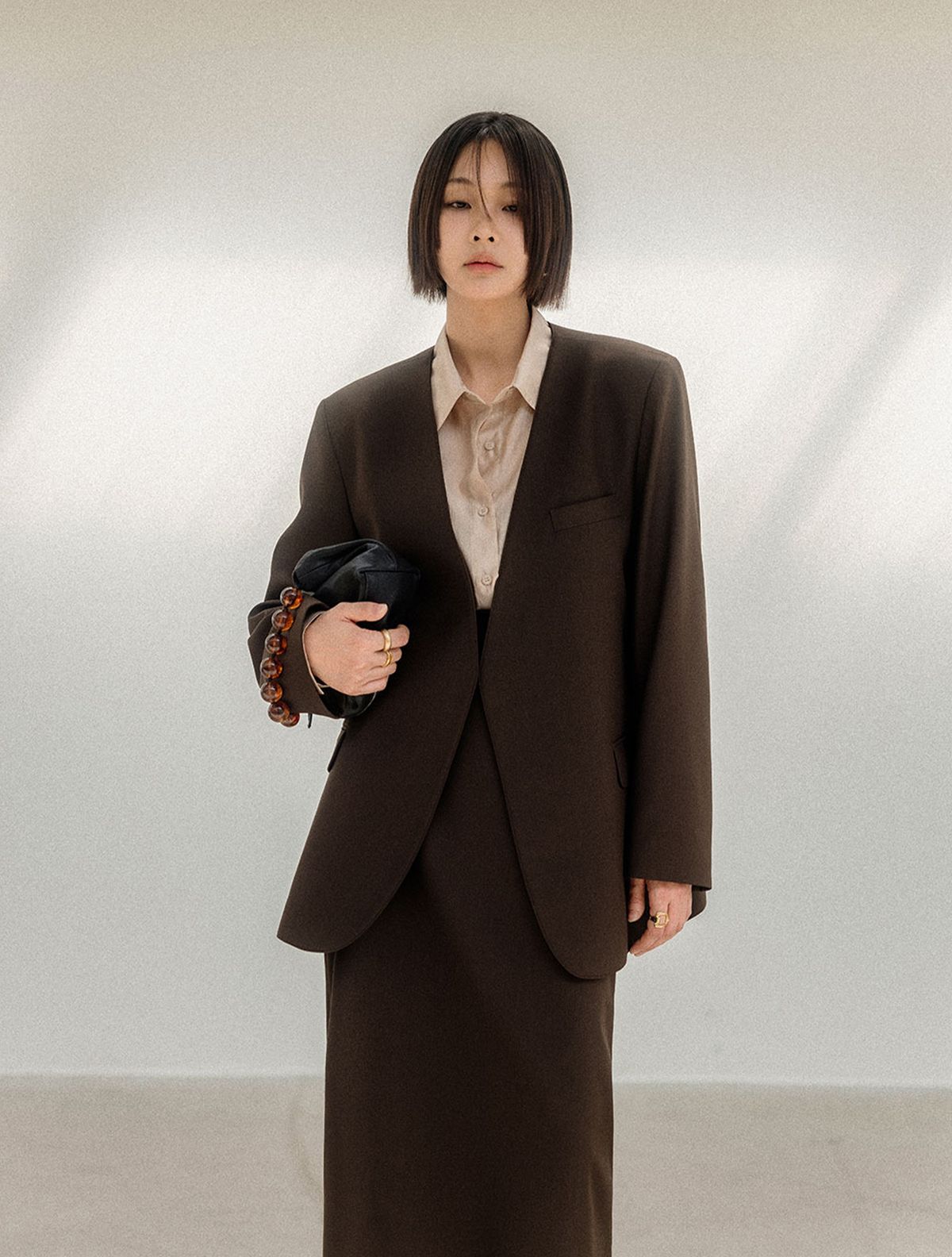 메무아(MEMUA) 미니멀 노카라 자켓