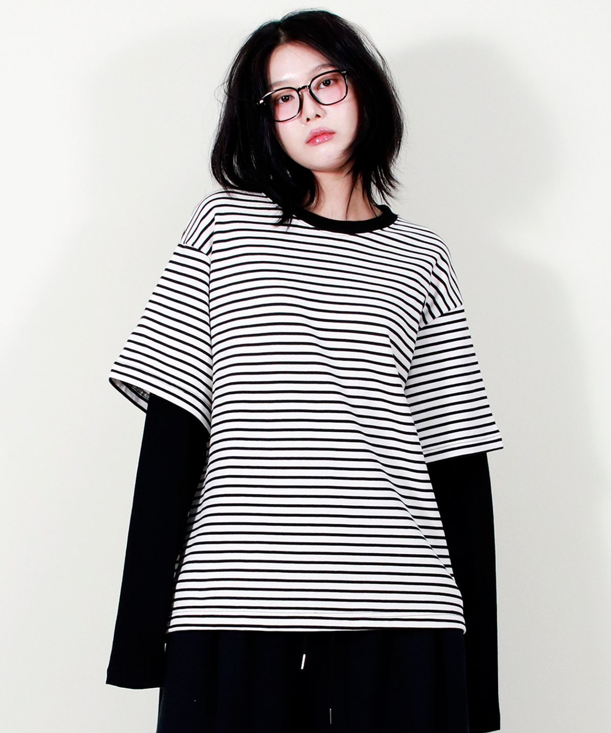 드마크(DEMARC) LAYERED SLEEVE BOXY FIT CREW NECK T-SHIRT STRIPE-IVORY