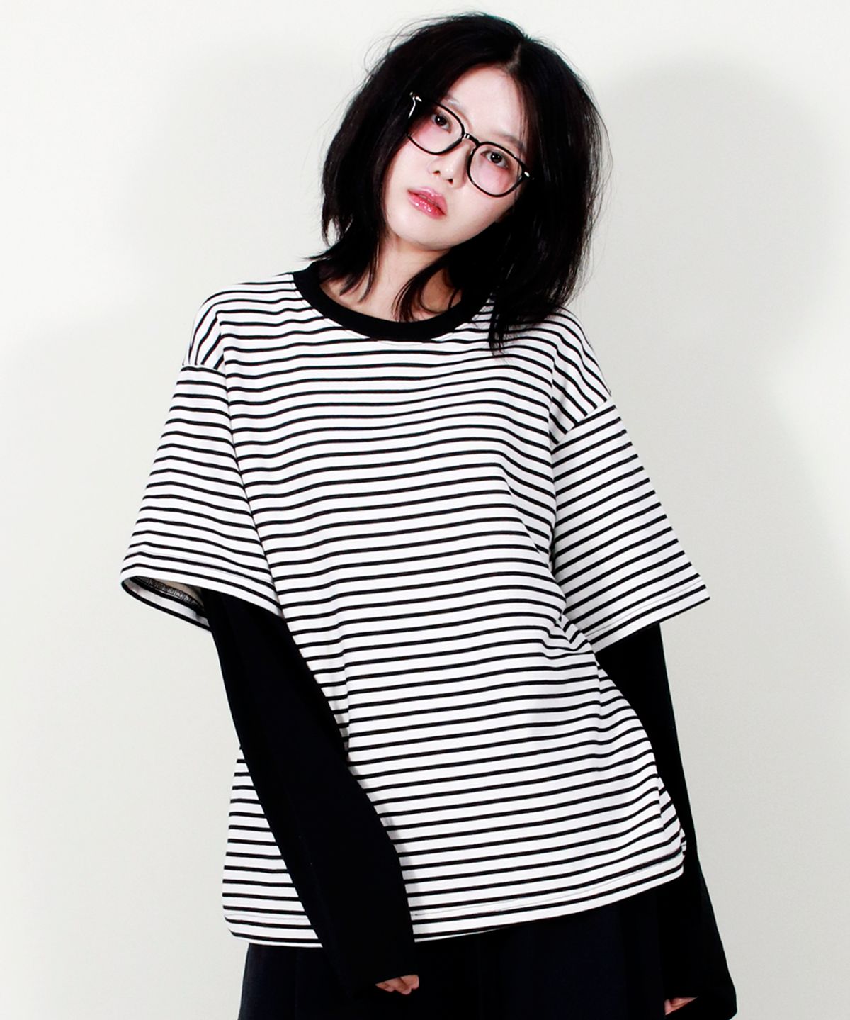 드마크(DEMARC) LAYERED SLEEVE BOXY FIT CREW NECK T-SHIRT STRIPE-IVORY