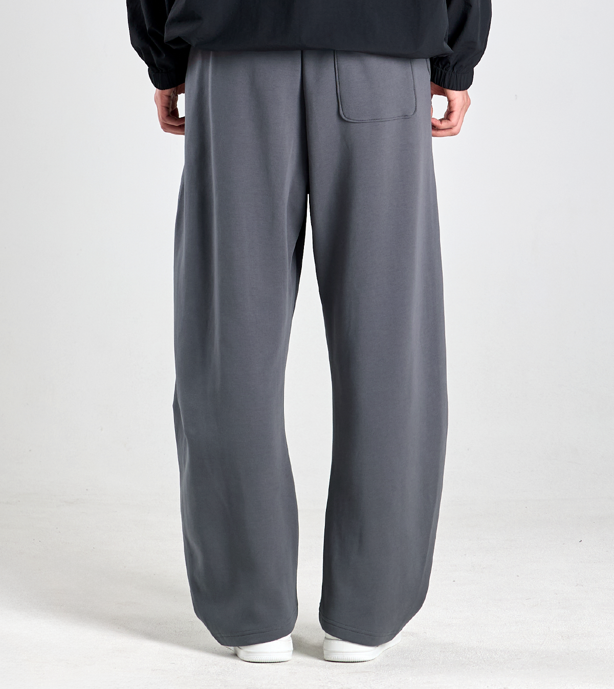 버튼서울(BUTTON SEOUL) 라이크라(LYCRA) 커브드 밴딩팬츠 (그레이)