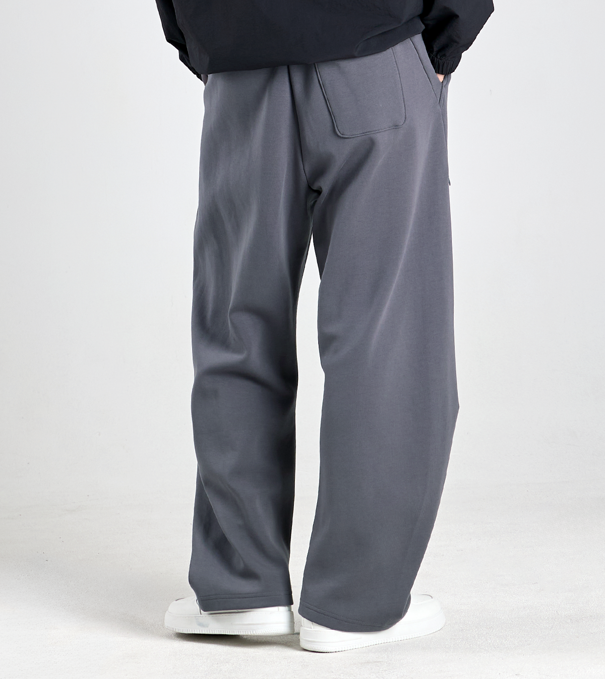 버튼서울(BUTTON SEOUL) 라이크라(LYCRA) 커브드 밴딩팬츠 (그레이)