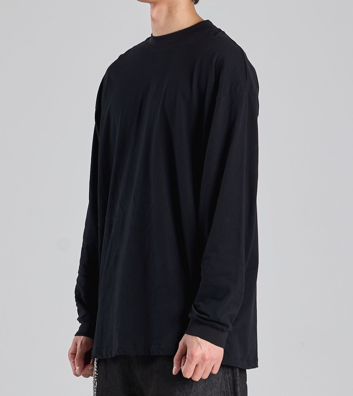 버튼서울(BUTTON SEOUL) 수피마 100 롱슬리브 티셔츠 (블랙)