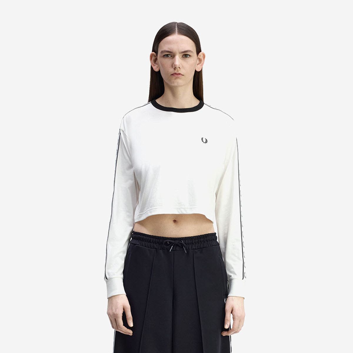 프레드페리(FRED PERRY) [Womens] 테잎 롱슬리브 티셔츠 - 스노우화이트 AFPF2531109-129