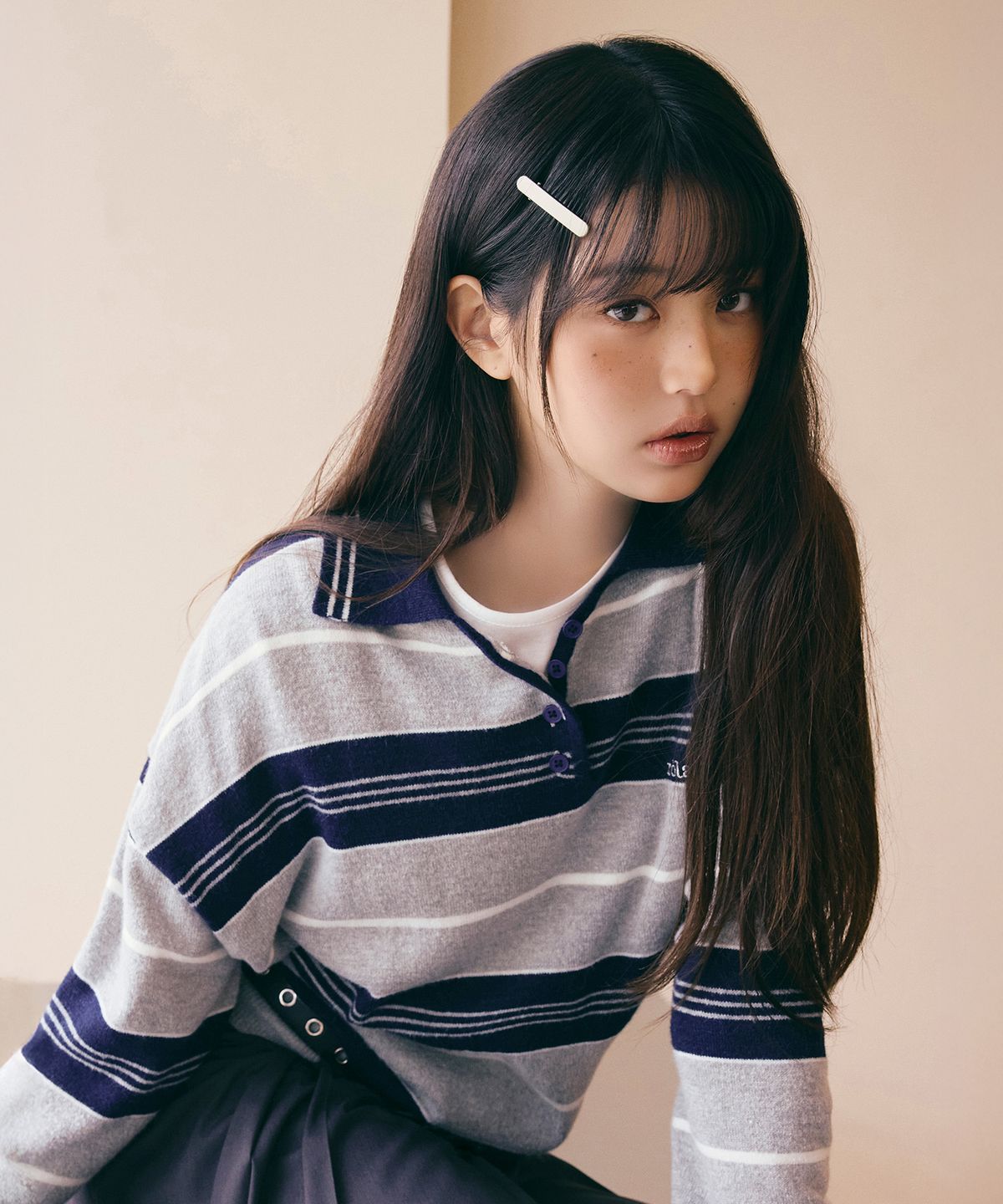 로라로라(ROLAROLA) ALPACA STRIPE COLLAR KNIT GRAY