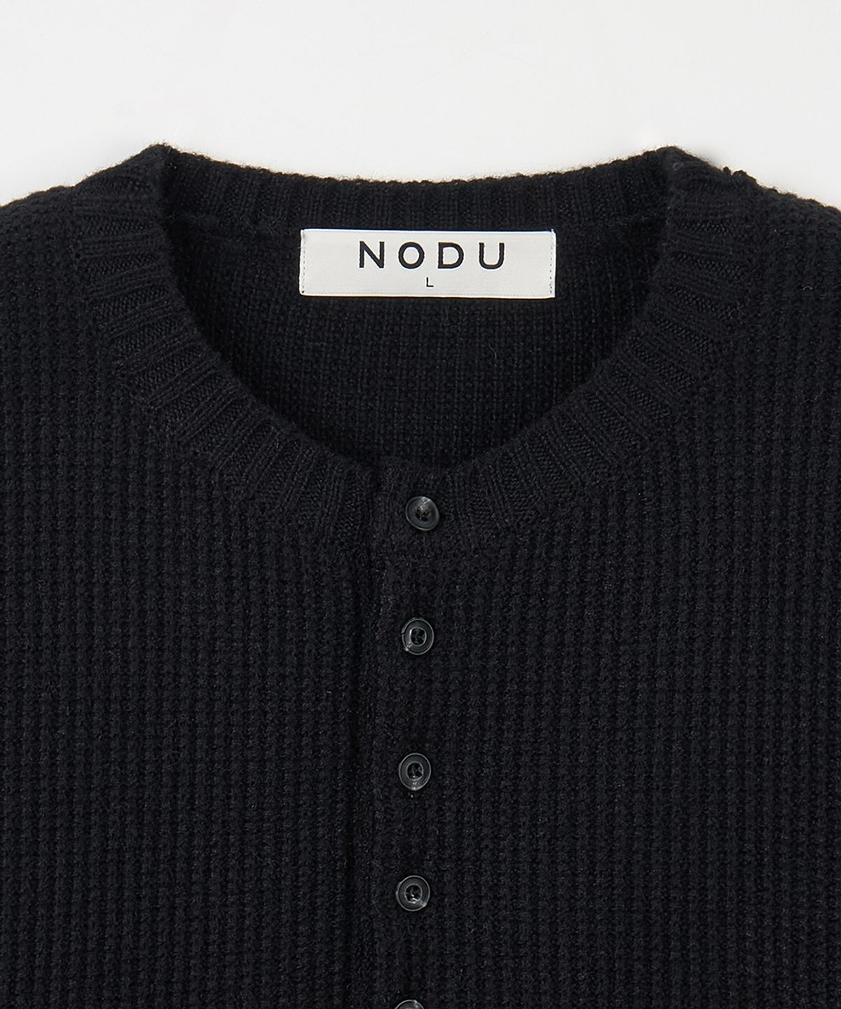 노드유(NODU) 와플 헨리넥 니트 [블랙]