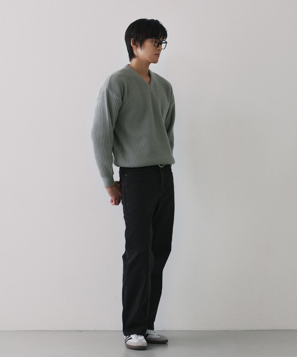 노드유(NODU) 브이넥 와플 에센셜 니트 [그레이]