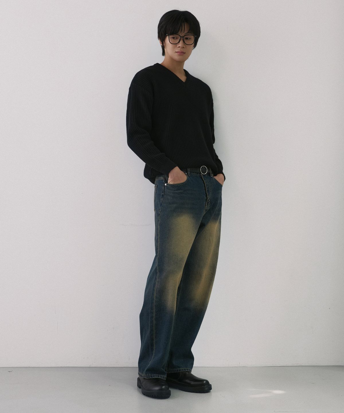 노드유(NODU) 브이넥 와플 에센셜 니트 [블랙]