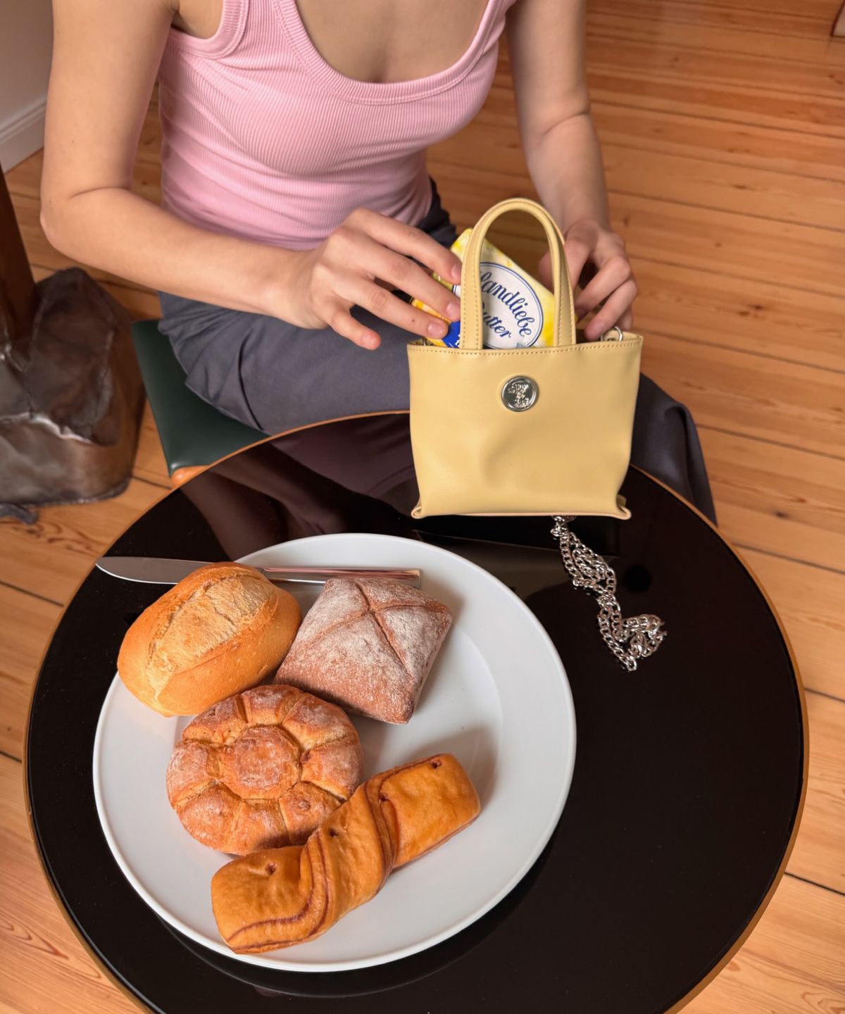 아이세이예르(ISAYYERR) Chibi Bag (butter)