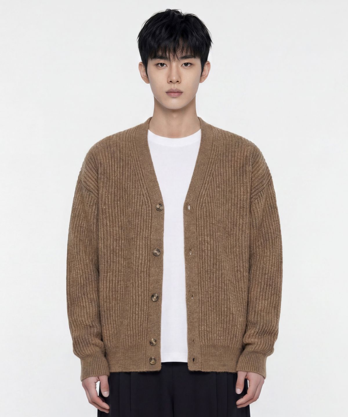 에이지오디(AGOD) 헤어리 골지 니트 가디건 [카멜]
