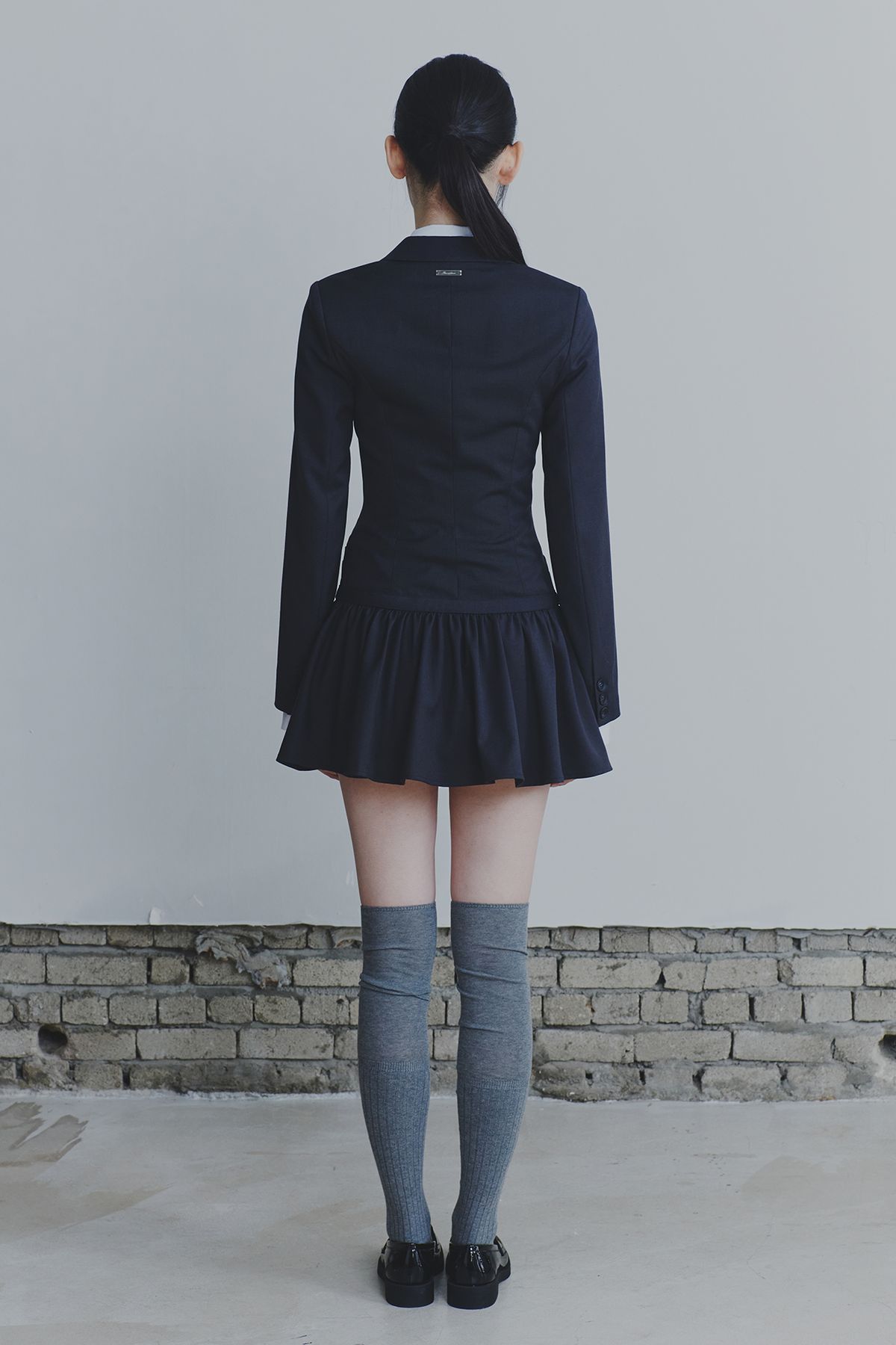 페인오어플레져(PAINORPLEASURE) LIORA JACKET DRESS charcoal