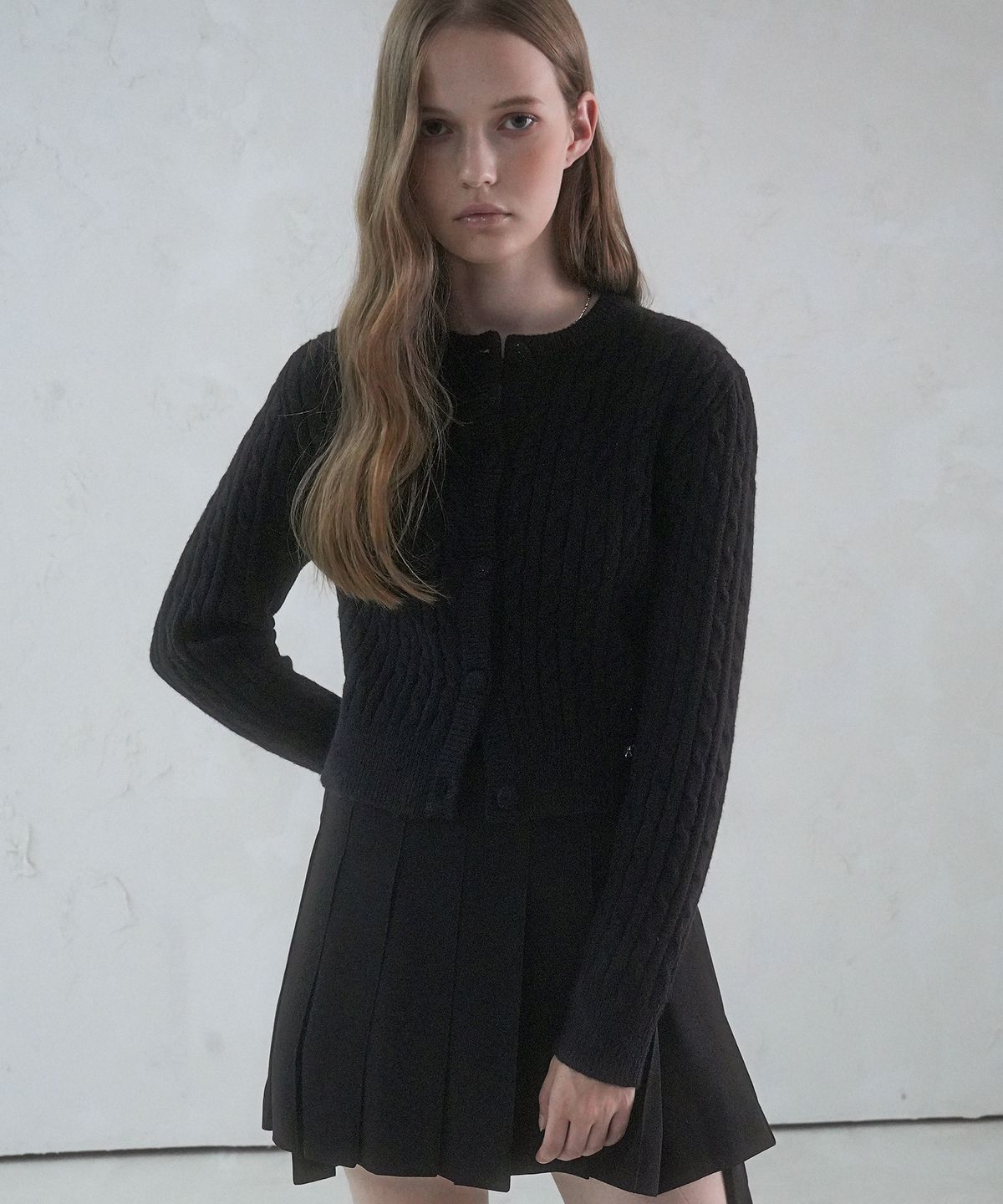 비바셔스(VIVACIOUS) Round Crop Twist Cardigan - 5COL