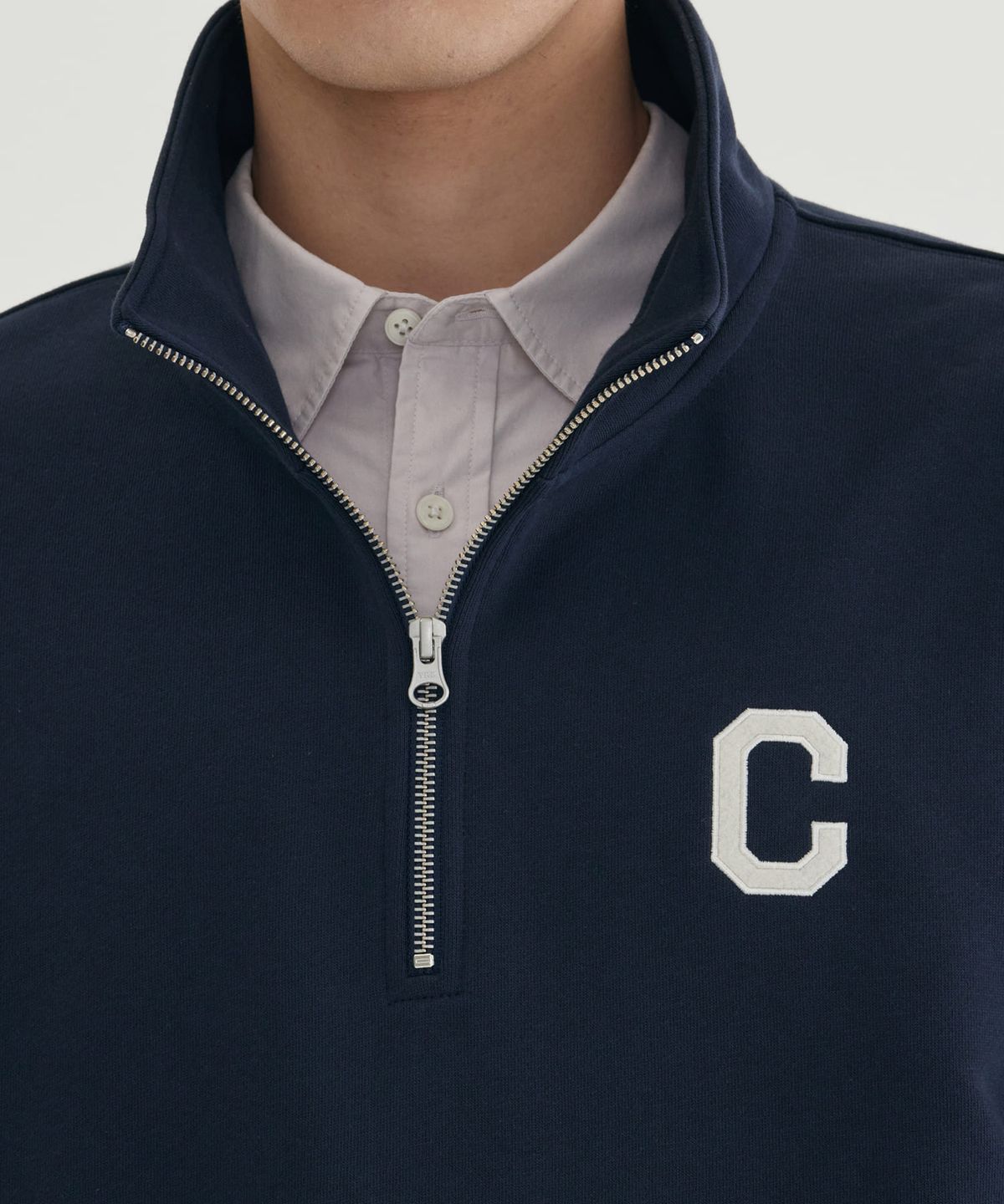 커버낫(COVERNAT) C로고 하프집업 맨투맨 Dark Navy