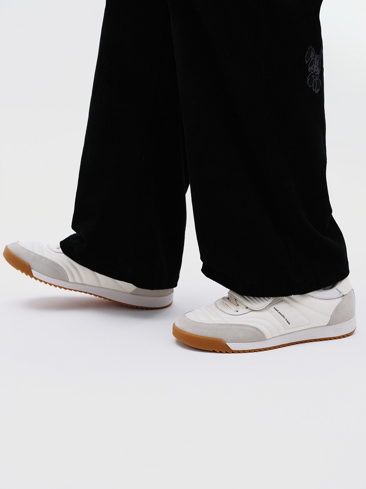 이피티(EPT) LIBERO (OFF WHITE/GREY)