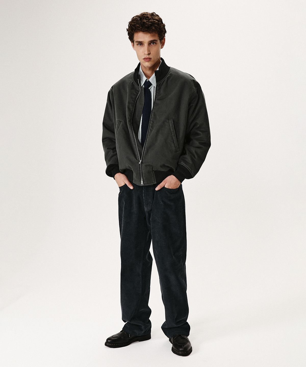 셔터(SHIRTER) 5P CORDUROY PANTS (CHARCOAL)