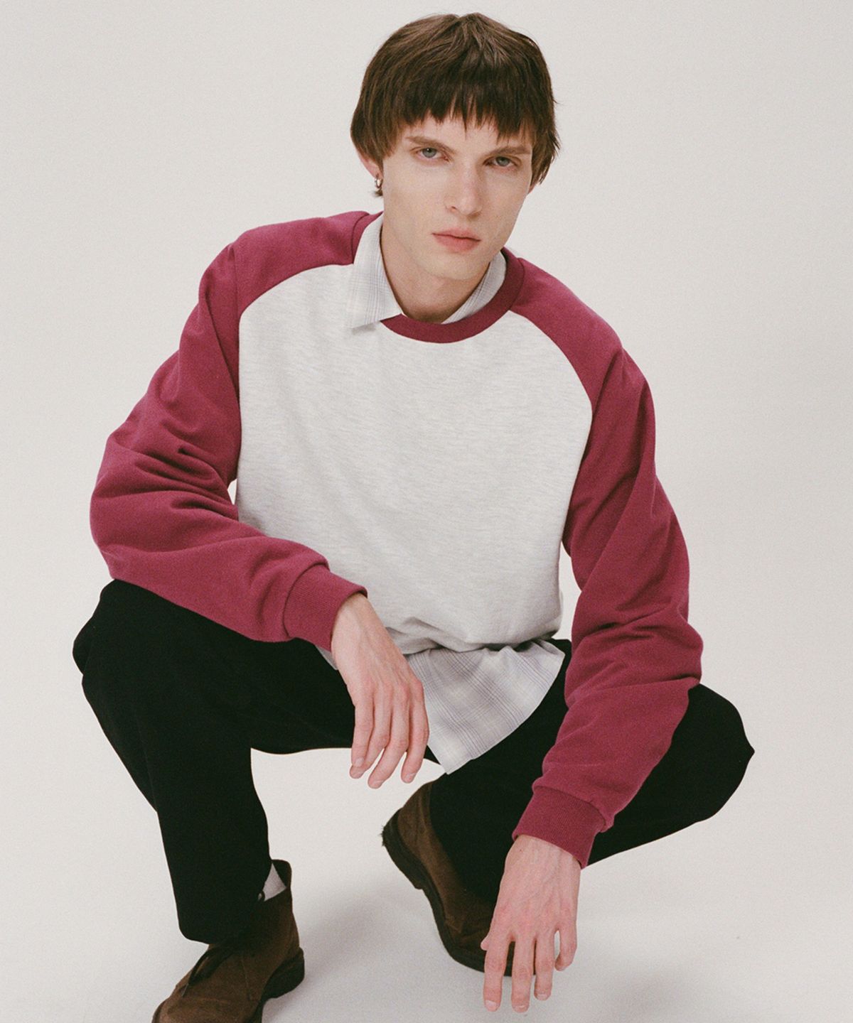 셔터(SHIRTER) BRUSHED REGLAN SWEATSHIRT (BURGUNDY)