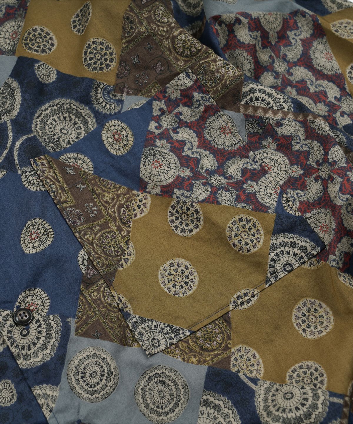 프리즘웍스(FRIZMWORKS) DIAMOND PATCHWORK RELAX SHIRT _ MIX