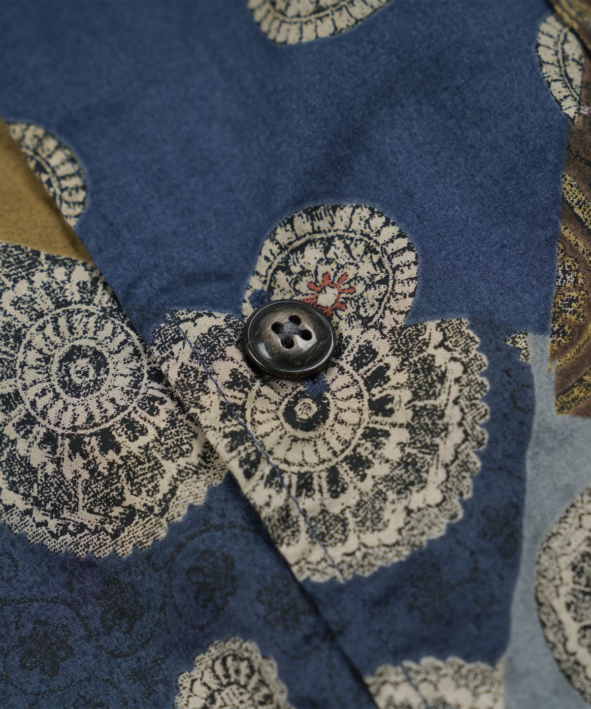 프리즘웍스(FRIZMWORKS) DIAMOND PATCHWORK RELAX SHIRT _ MIX