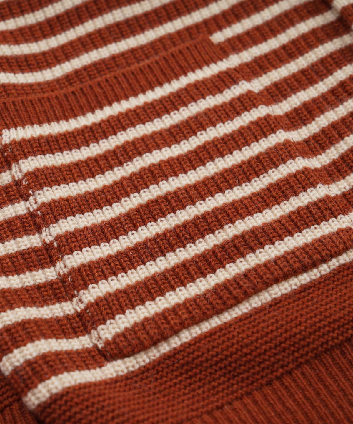 프리즘웍스(FRIZMWORKS) WOOL STRIPE ROUND CARDIGAN _ BRICK