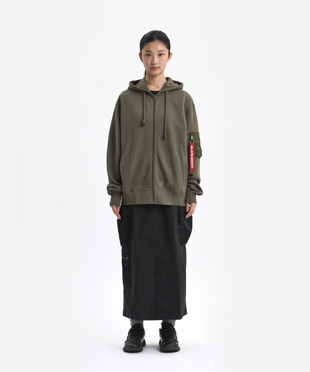 알파 인더스트리(ALPHA INDUSTRIES) 유틸리티 포켓 풀집 릴렉스 핏 스웻셔츠 OG-107 그린