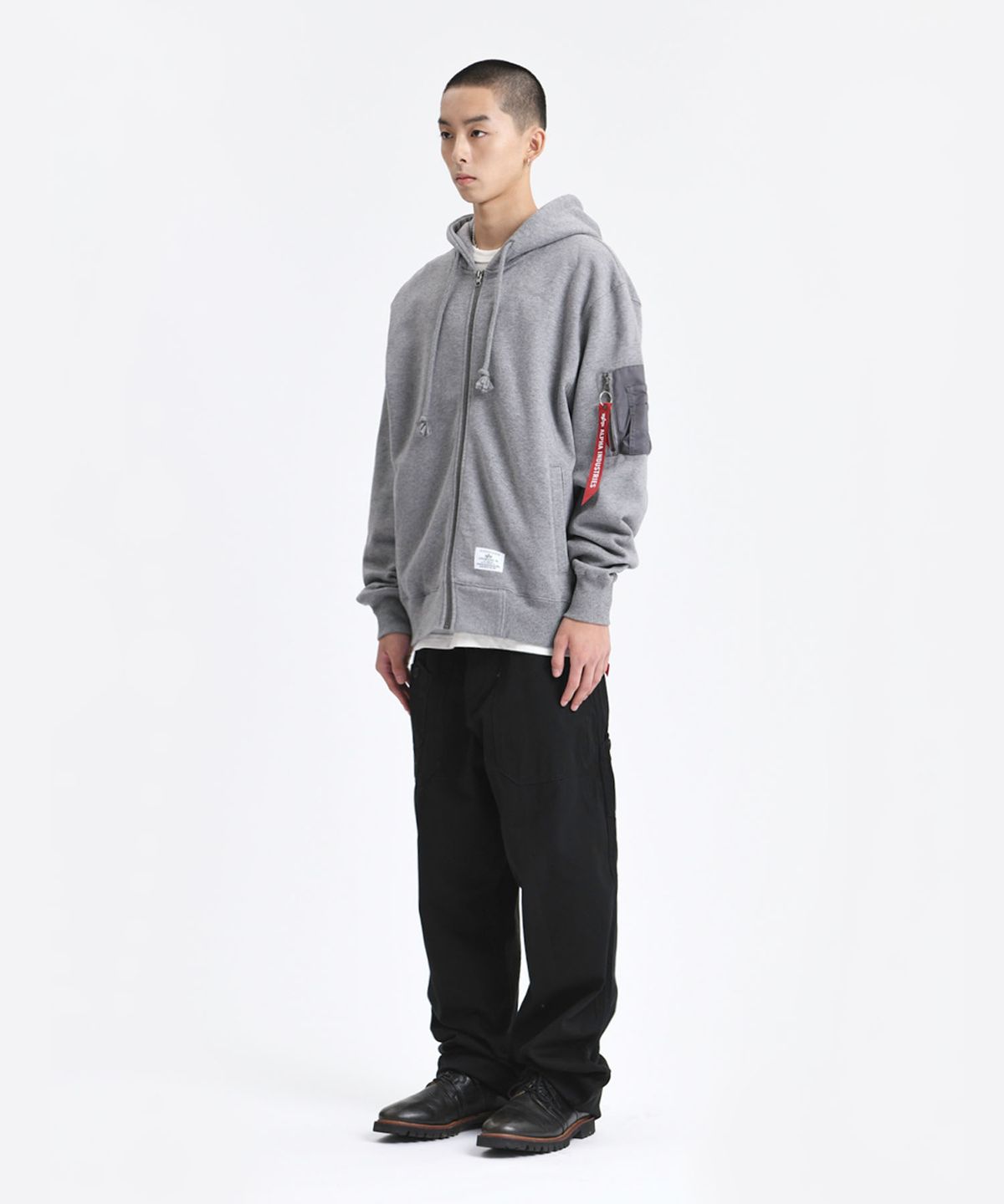 알파 인더스트리(ALPHA INDUSTRIES) 유틸리티 포켓 풀집 릴렉스 핏 스웻셔츠 미디엄 차콜 헤더