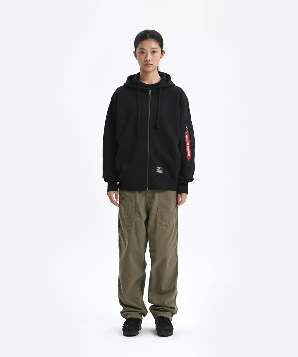 알파 인더스트리(ALPHA INDUSTRIES) 유틸리티 포켓 풀 집업 블랙