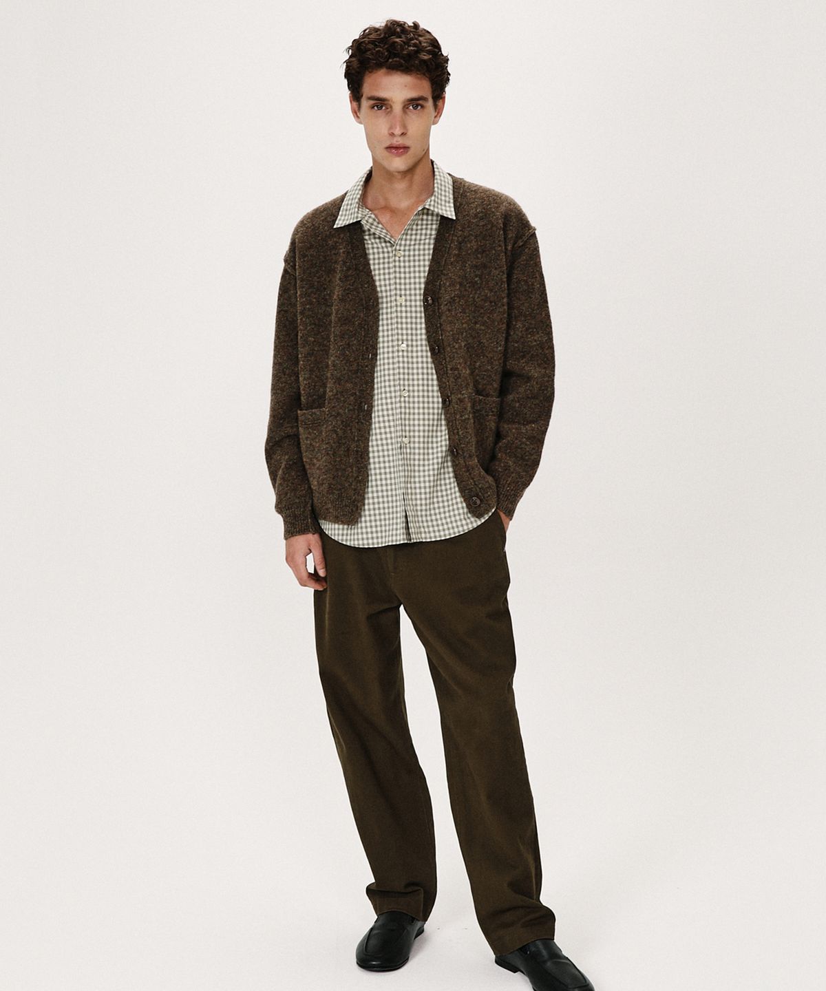 셔터(SHIRTER) SHAGGY DOG REVERSE SEAM CARDIGAN (BROWN)