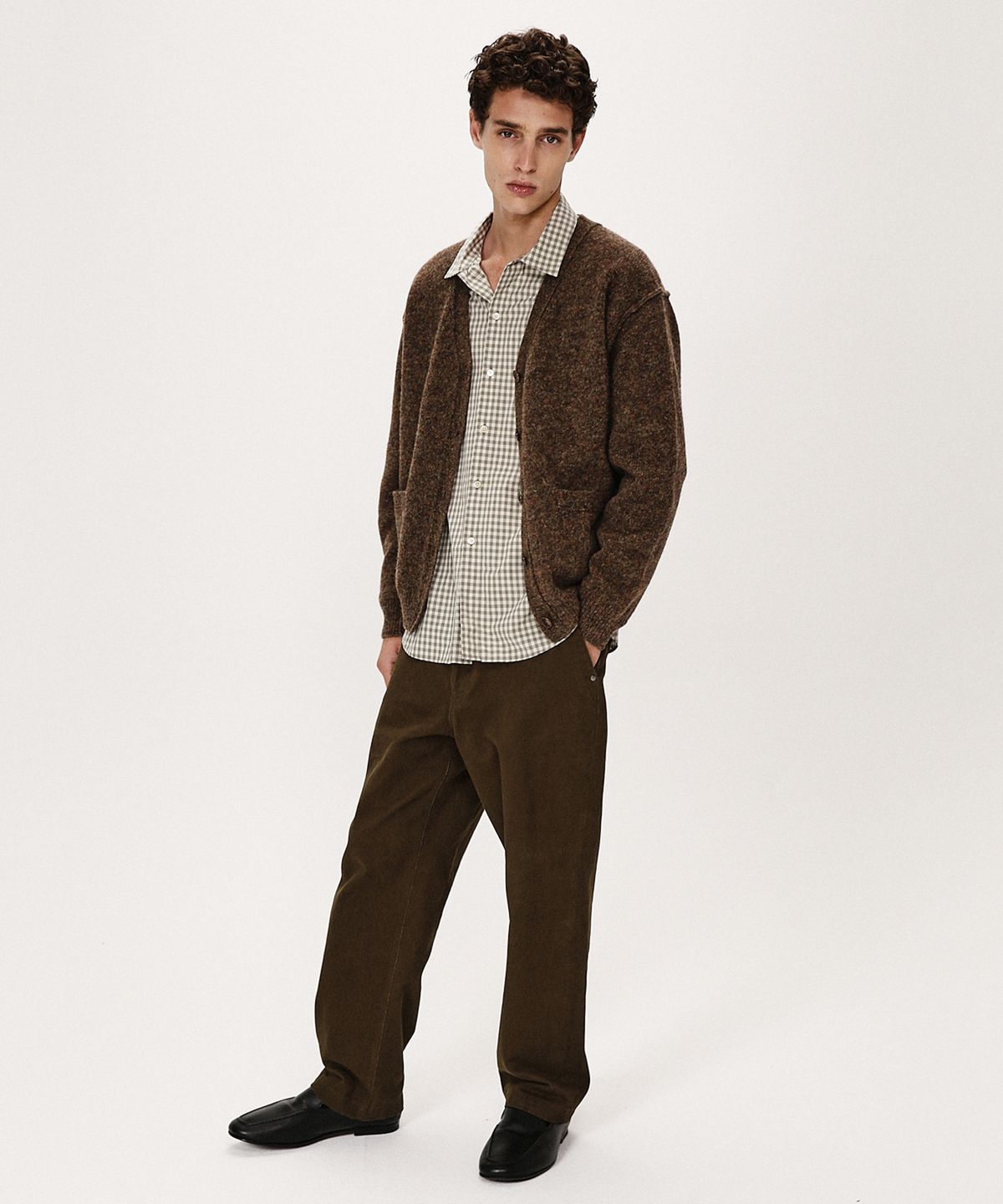 셔터(SHIRTER) SHAGGY DOG REVERSE SEAM CARDIGAN (BROWN)