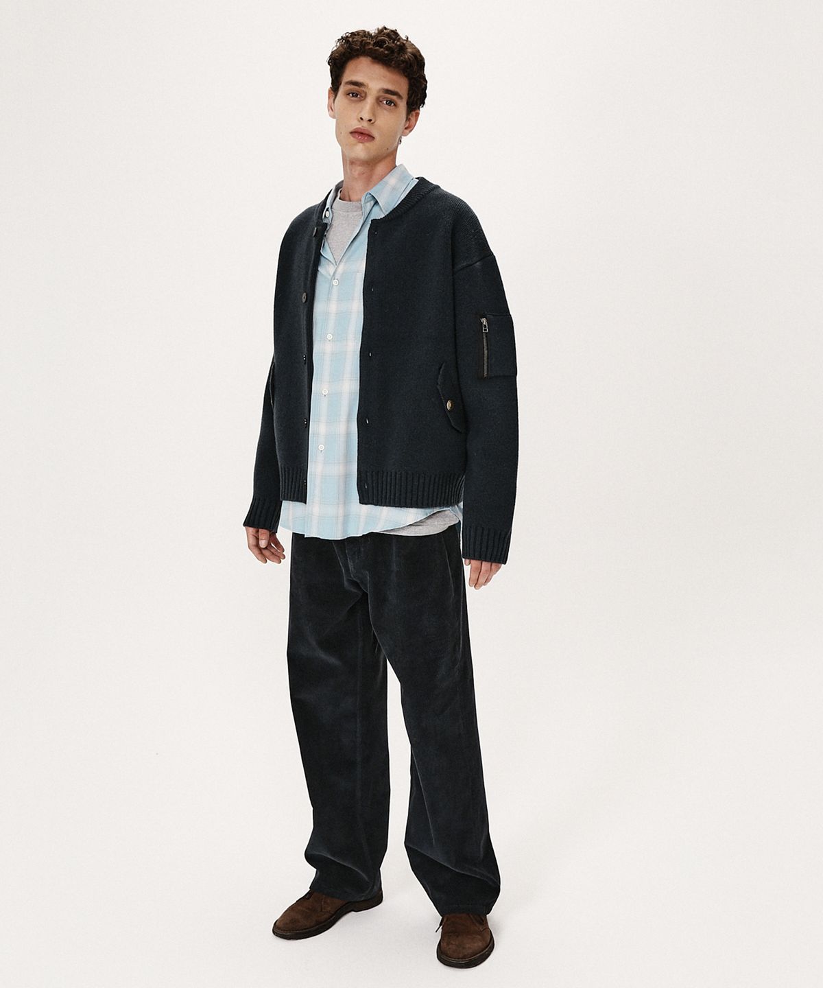 셔터(SHIRTER) CHUNKY YARN HEAVY CARDIGAN (STEEL NAVY)