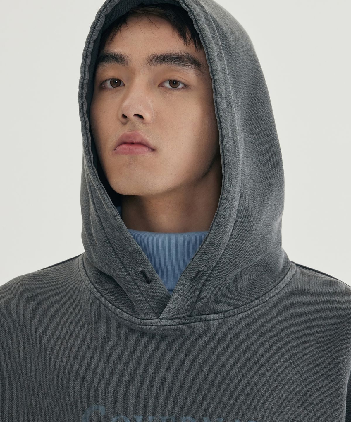 커버낫(COVERNAT) 유니버스 드로잉 그래픽 후디 Charcoal