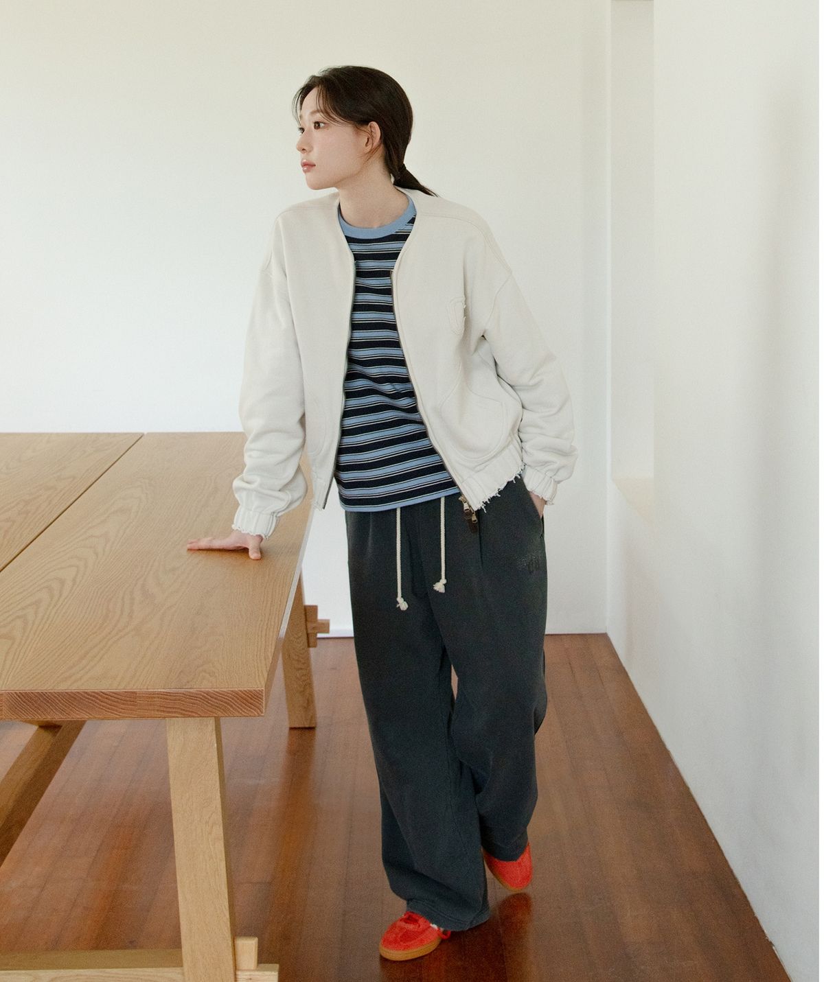 커버낫(COVERNAT) 피그먼트 스웻 팬츠 Khaki Gray