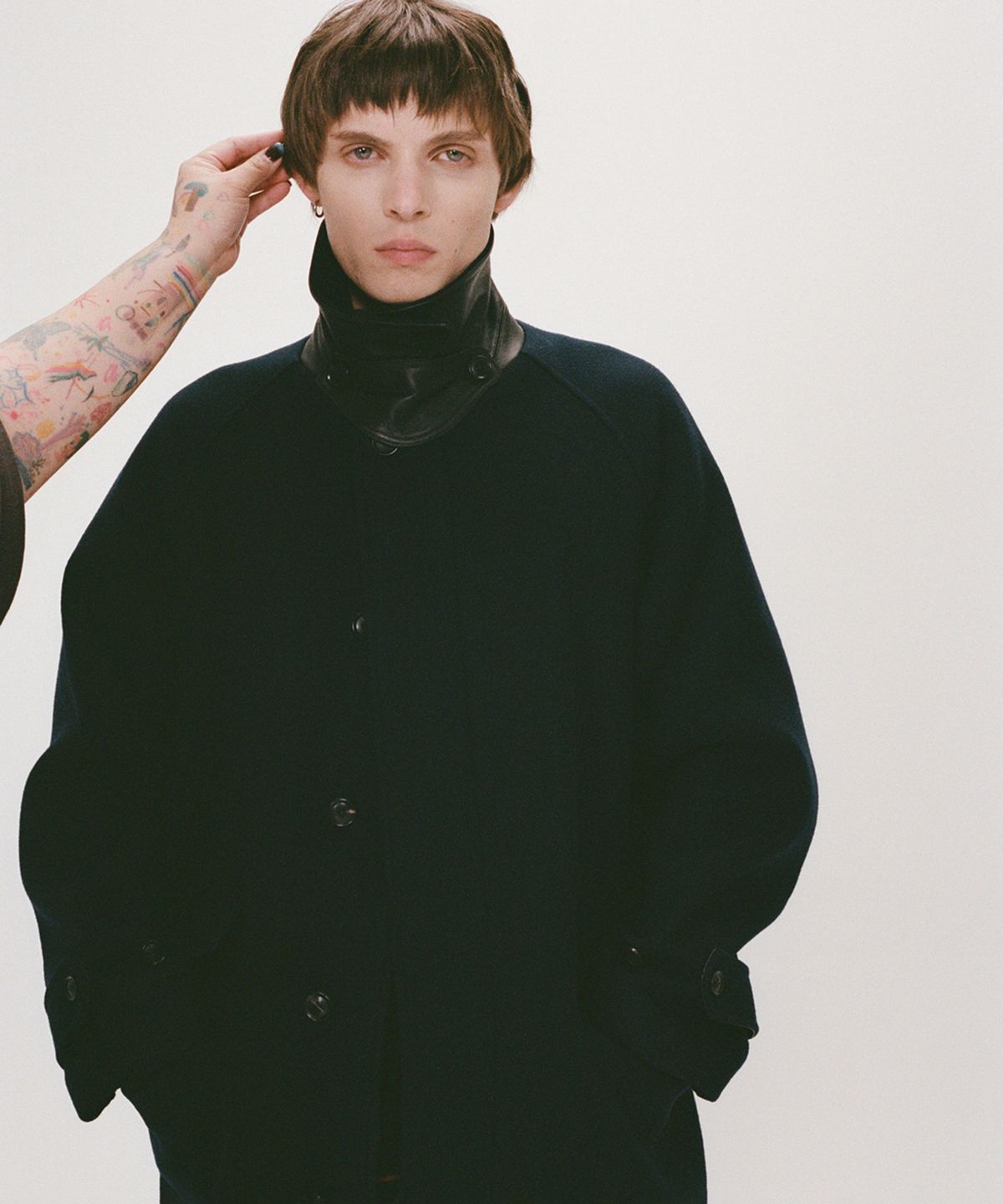 셔터(SHIRTER) FM FELT BALMACAAN COAT (NAVY)
