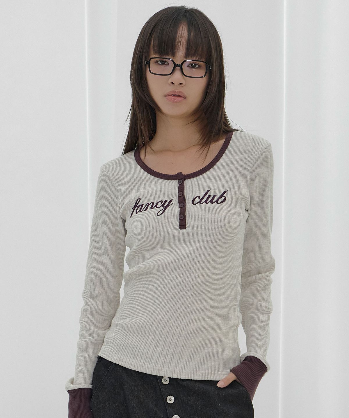 팬시클럽(FANCY CLUB) 헨리넥 와플 롱슬리브 (OATMEAL) F26QB046