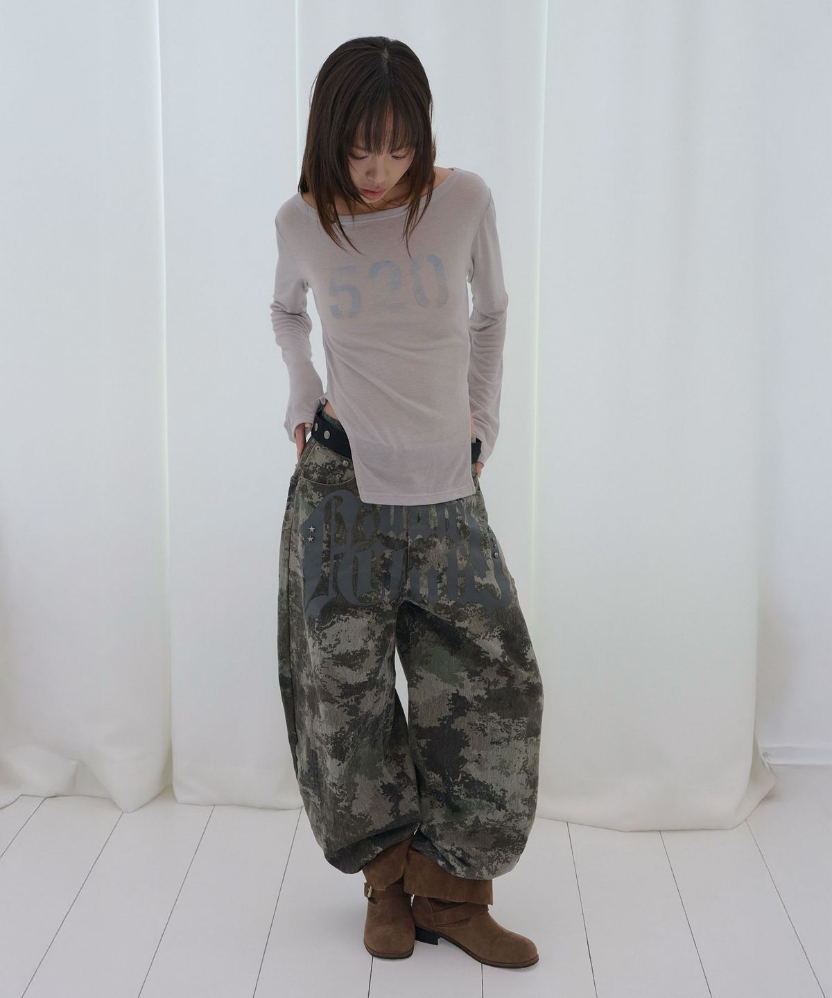 팬시클럽(FANCY CLUB) 520 보트넥 쉬어 롱슬리브 (GRAY) F26QB047