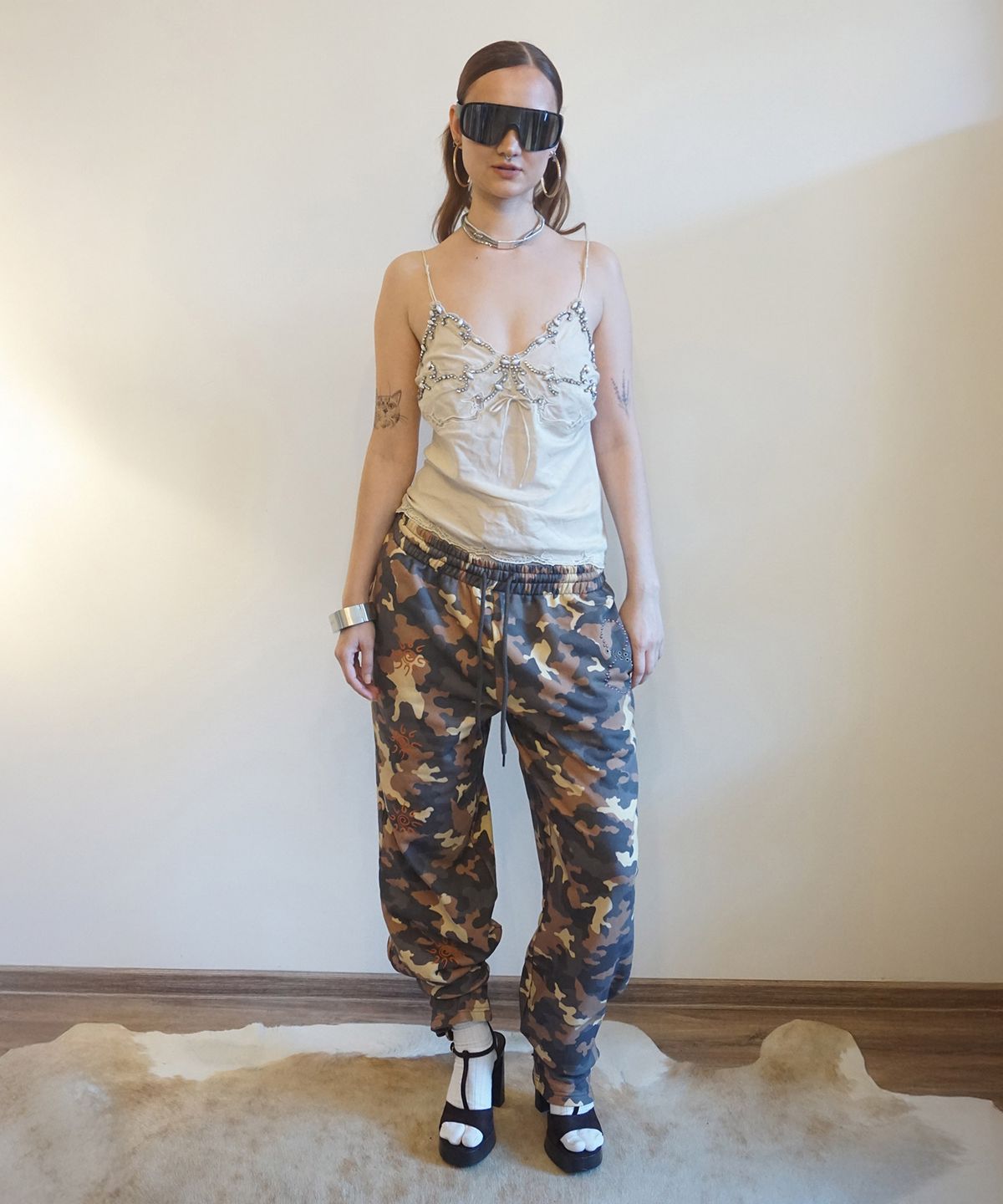 스컬프터(SCULPTOR) Karma Sweatpants Mustard Camo
