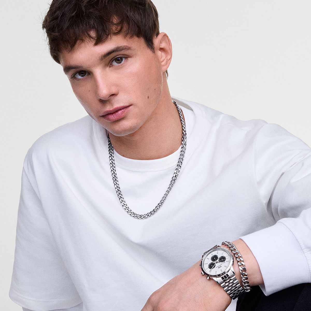다니엘 웰링턴(DANIEL WELLINGTON) ICONIC CHRONOGRAPH LINK 오프화이트 판다 쿼츠 남성메탈시계