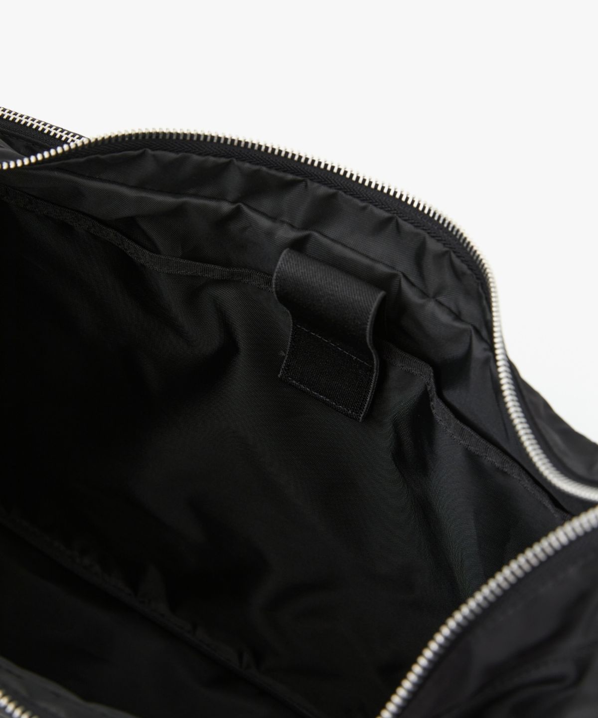 메종미네드(MAISON MINED) MULTI POCKET CROSS BAG