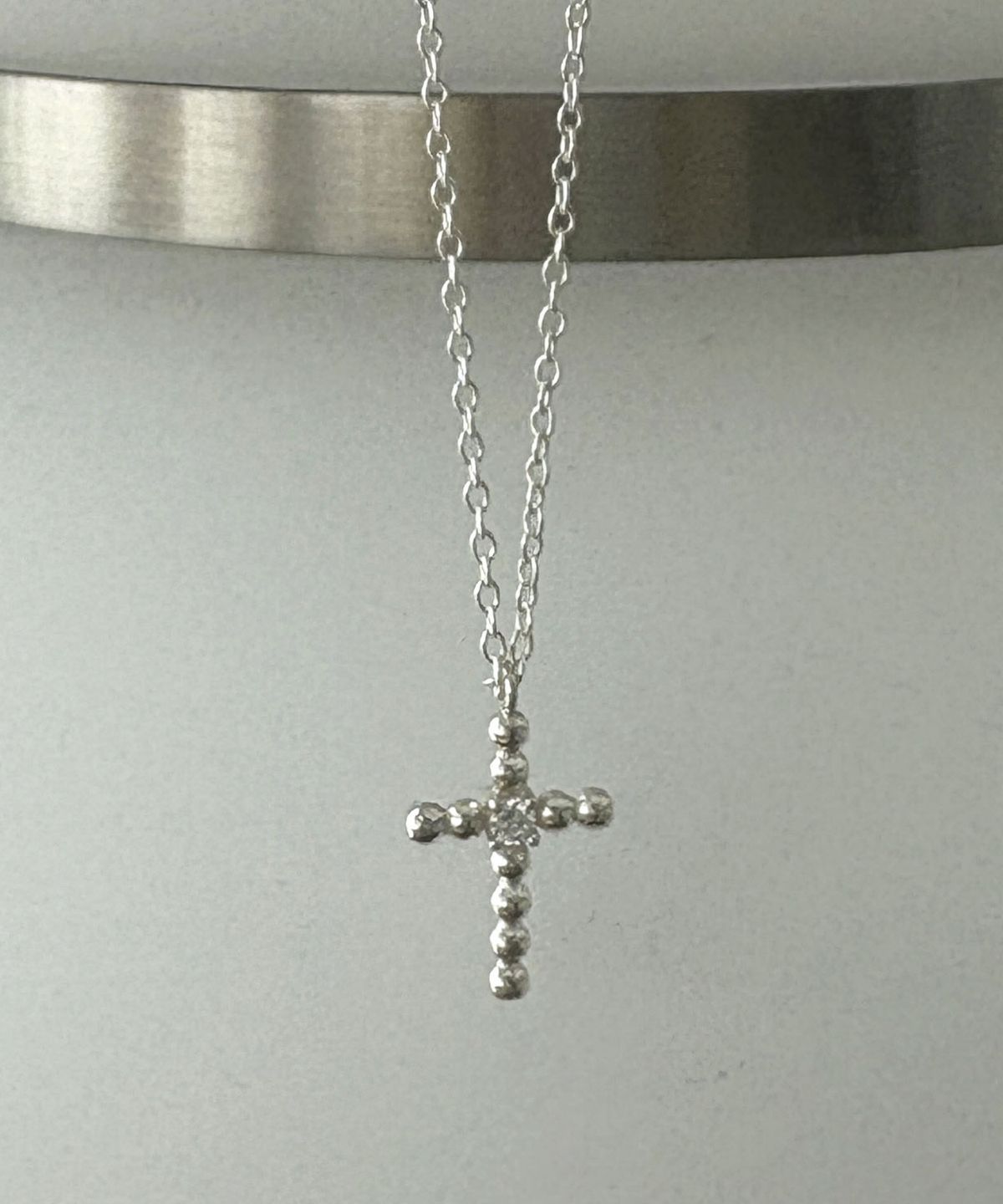 바라두(BARADU) 925 Luce ball cross necklace