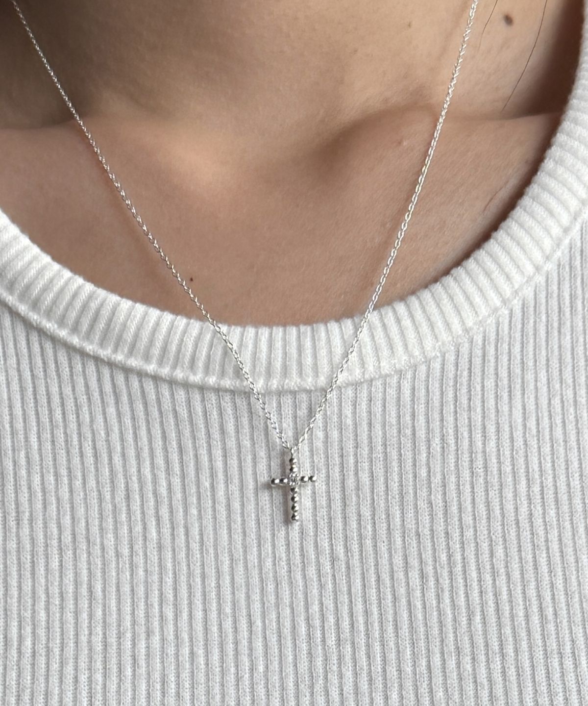바라두(BARADU) 925 Luce ball cross necklace