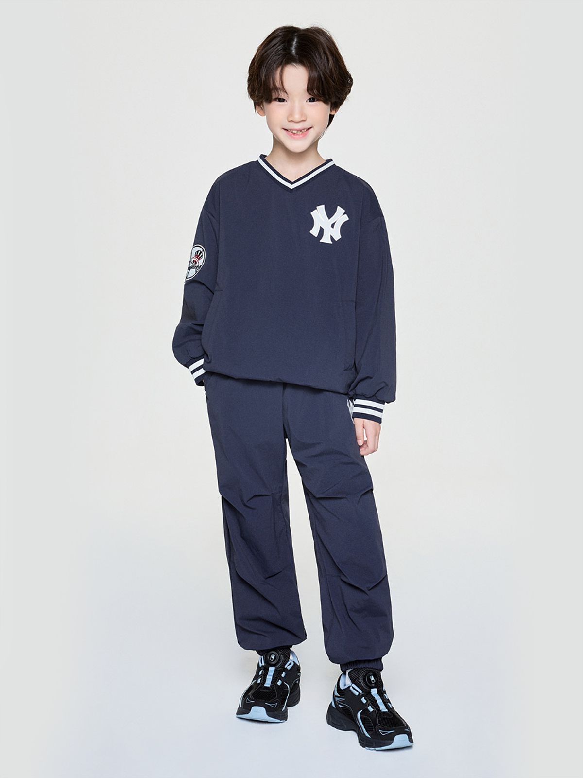 엠엘비 키즈(MLB KIDS) 스트릿 베이직 쿠퍼스 로고 우븐 맨투맨세트 NY (D.Navy)