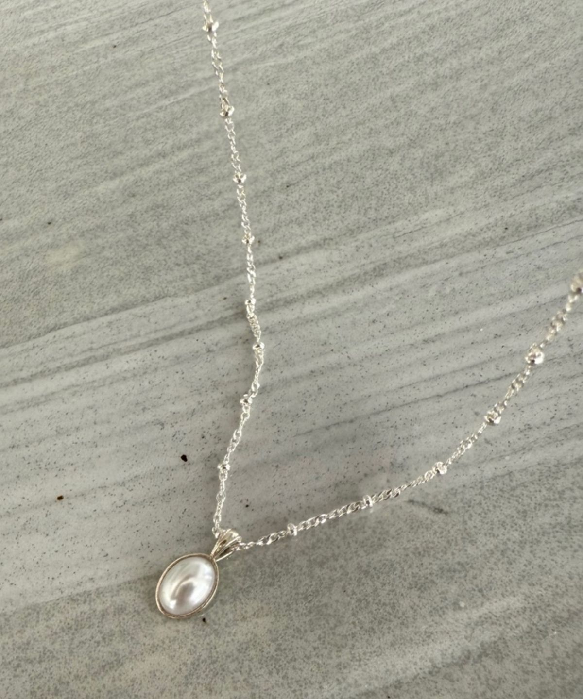 바라두(BARADU) 925 Baroque pearl necklace
