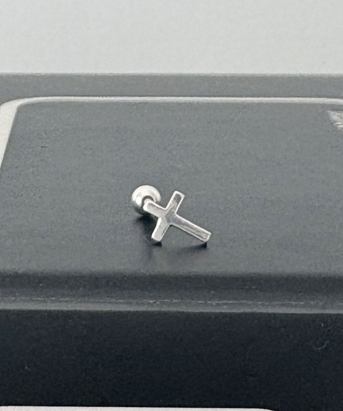 바라두(BARADU) 925 Simple cross piercing (single)