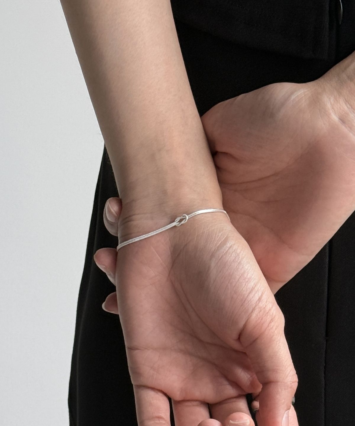 바라두(BARADU) 925 Two knot bracelet