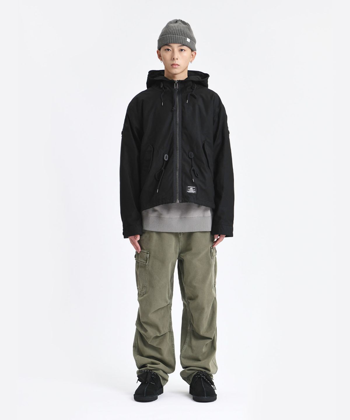 알파 인더스트리(ALPHA INDUSTRIES) M-65 모드 피시테일 필드 코트 블랙