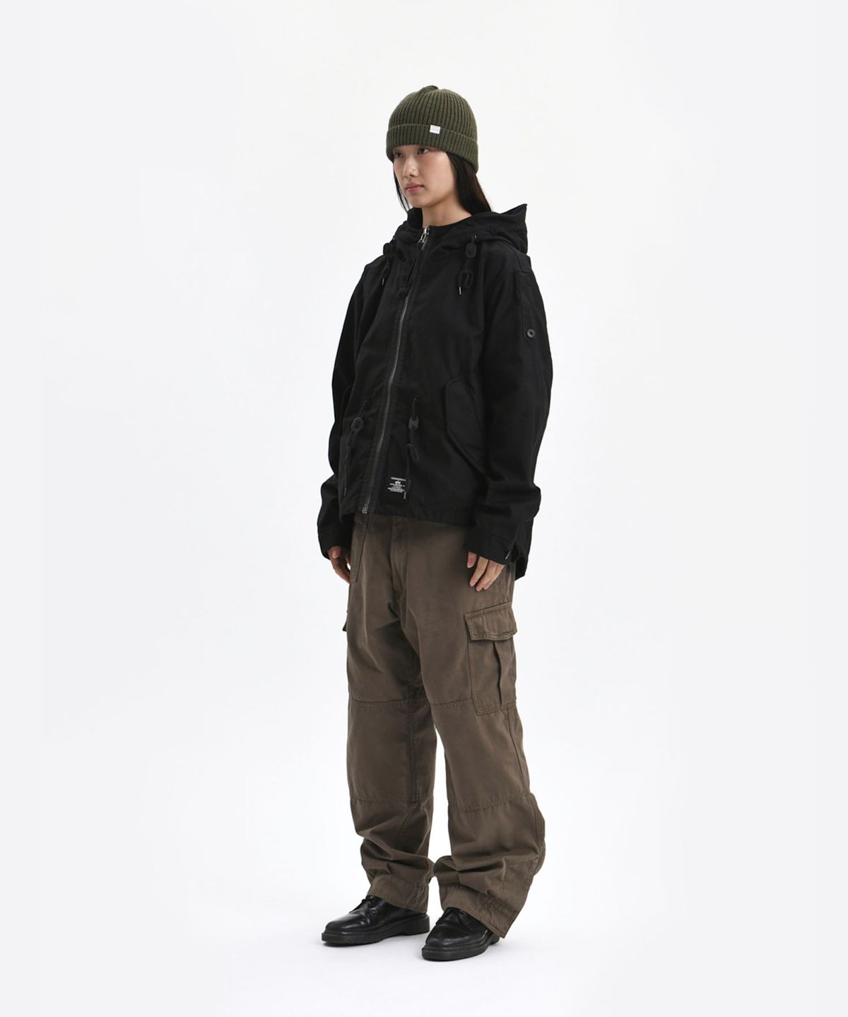 알파 인더스트리(ALPHA INDUSTRIES) M-65 모드 피시테일 필드 코트 블랙