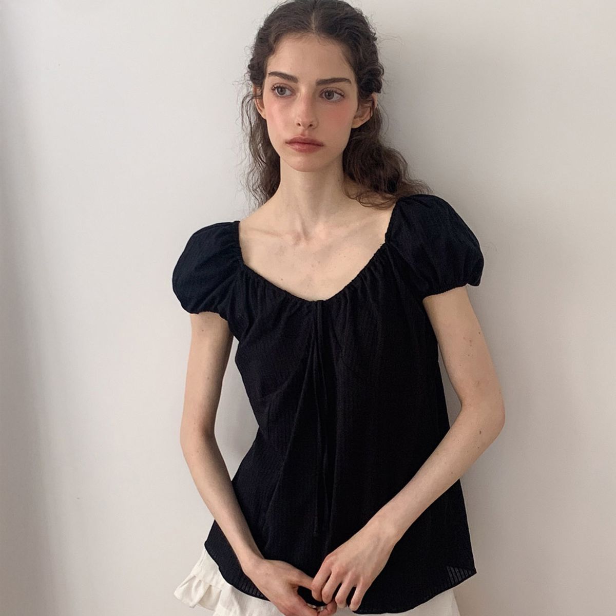리리수(LILISU) Ruby Blouse / Black